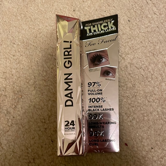 Too Faced Damn Girl Mascara - Picture 1 of 2